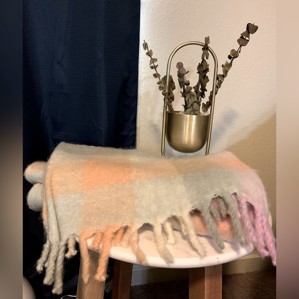 Ann Taylor Scarf